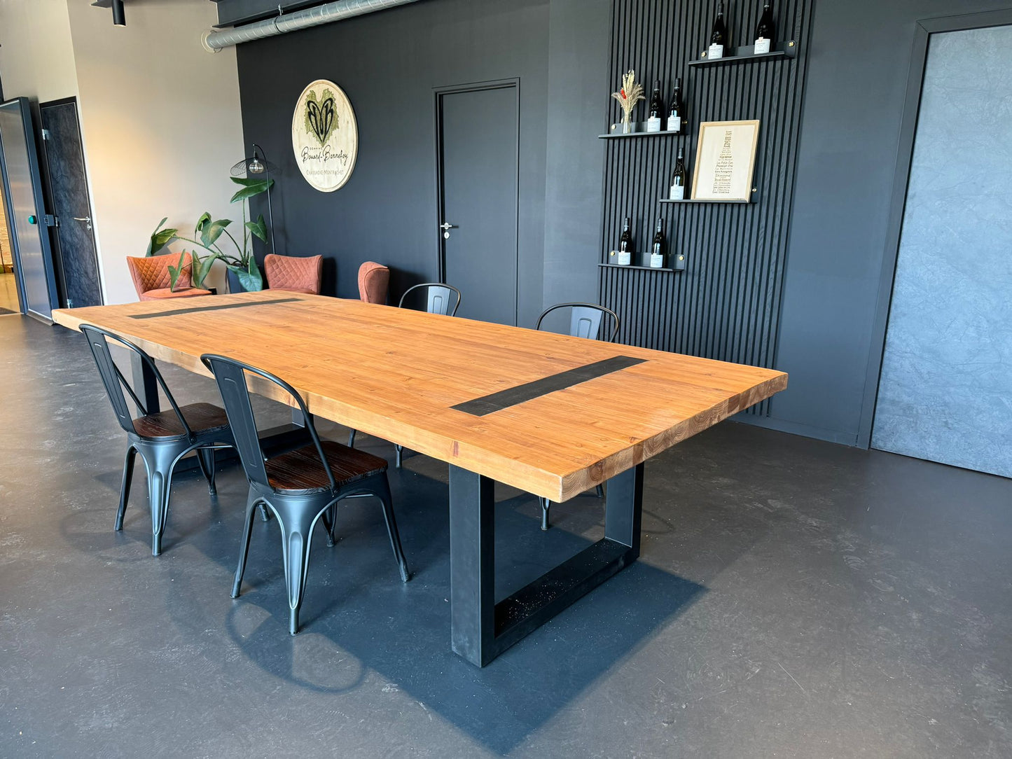 Table bois massif pieds U apparents - 240 X 100 CM