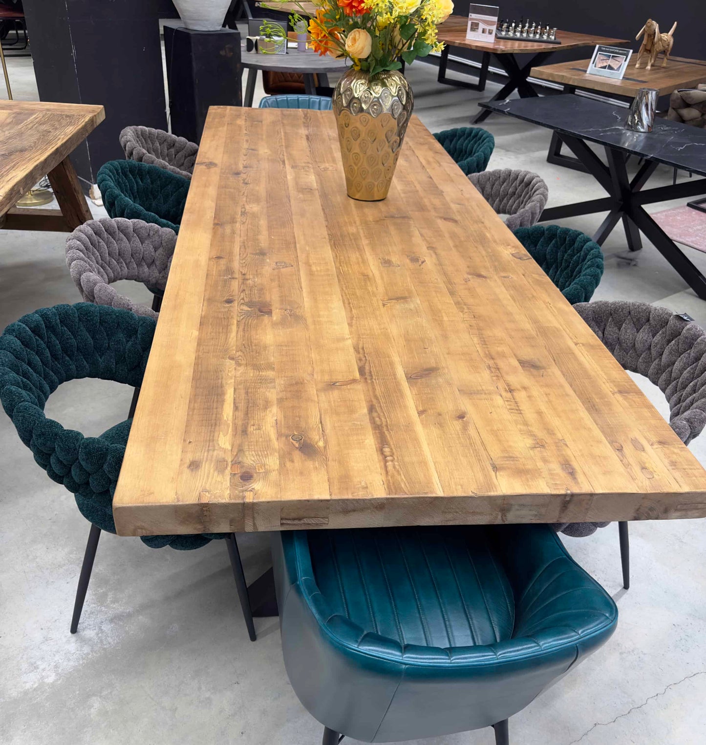 Table en Bois Massif avec Élégants Pieds en X RIETI - 300 x 110 cm