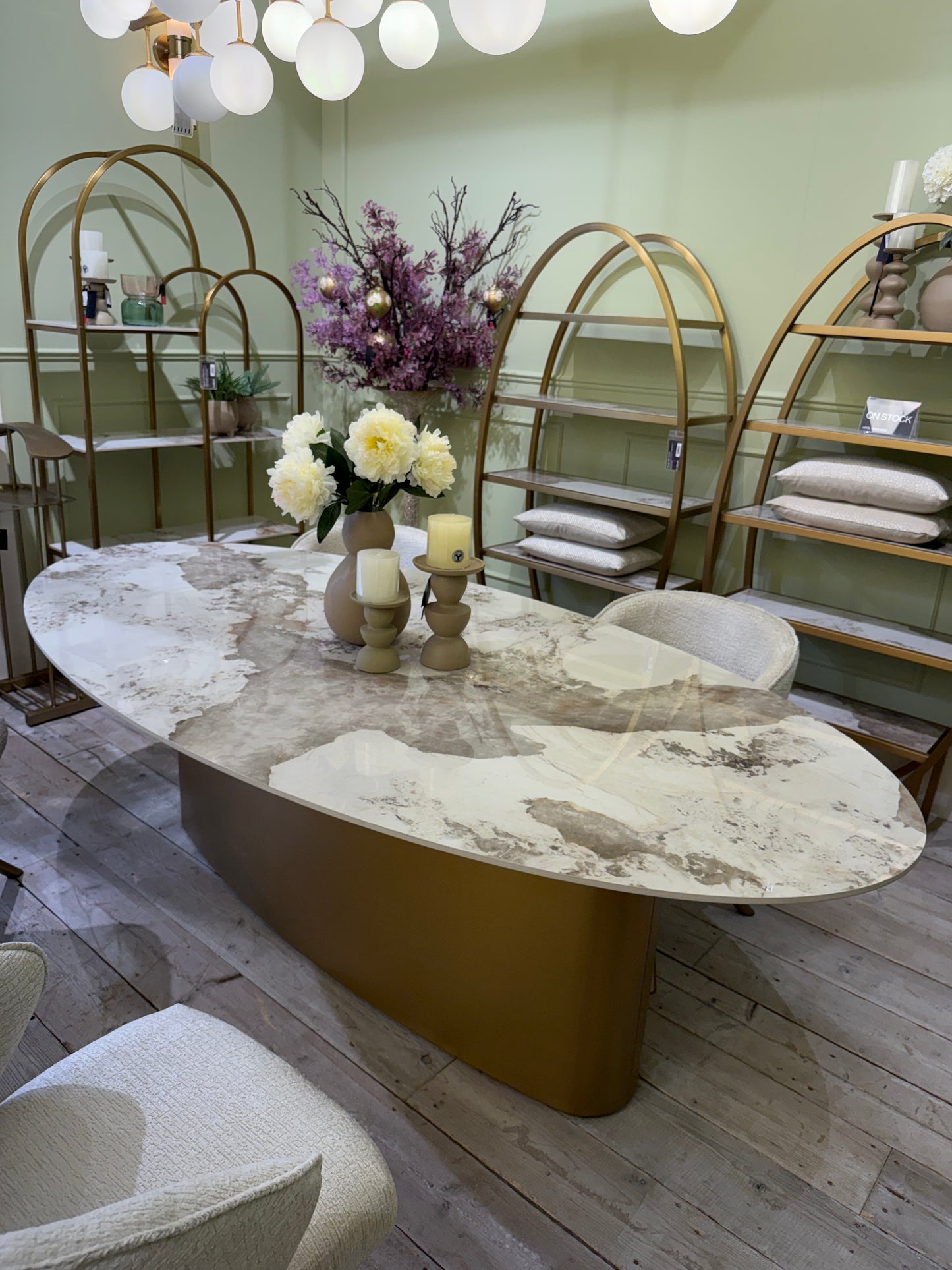 Aurore Ovale - Table de salle à manger ovale en céramique Natural Gold - meuble-ebeniste.com devient meuble-ebeniste.fr