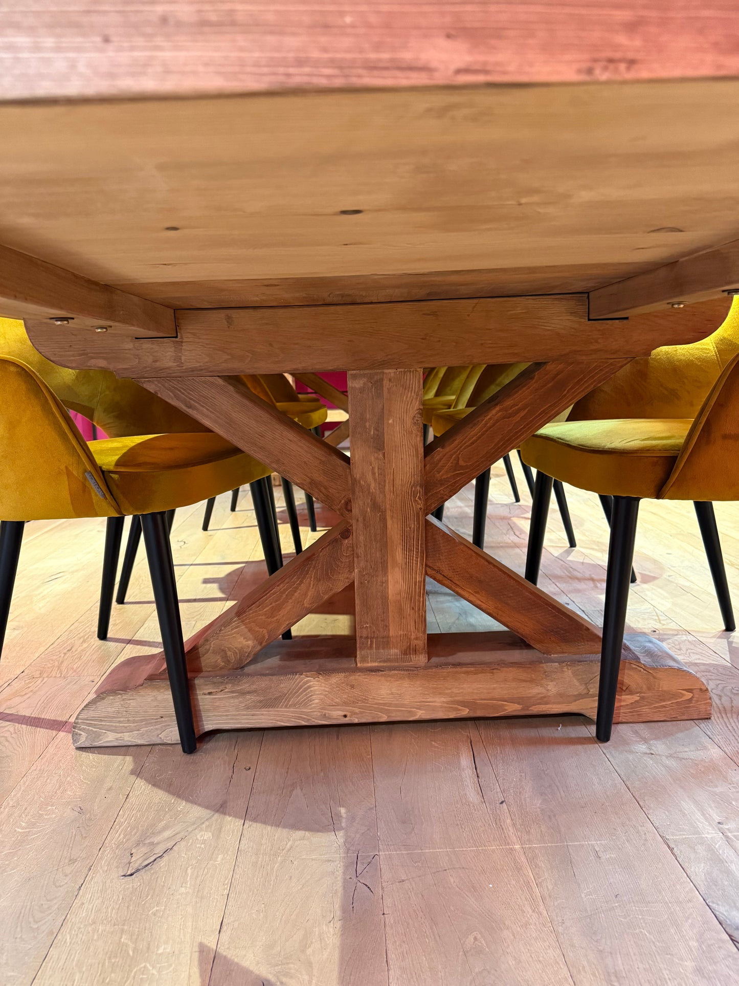 Table monarque royale en chêne massif - LANCELOT - meuble-ebeniste.com devient meuble-ebeniste.fr
