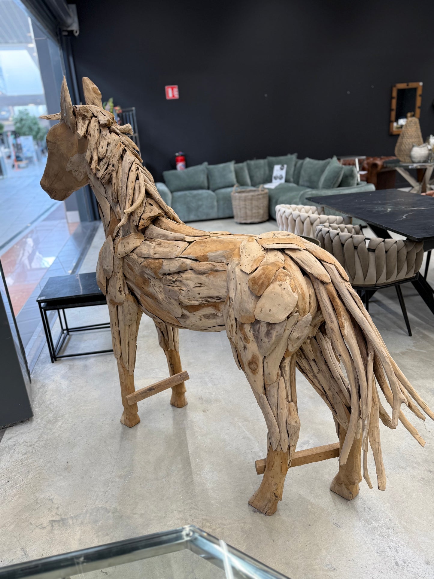 Grande Sculpture de Cheval en Teck Massif | Meuble Ébéniste