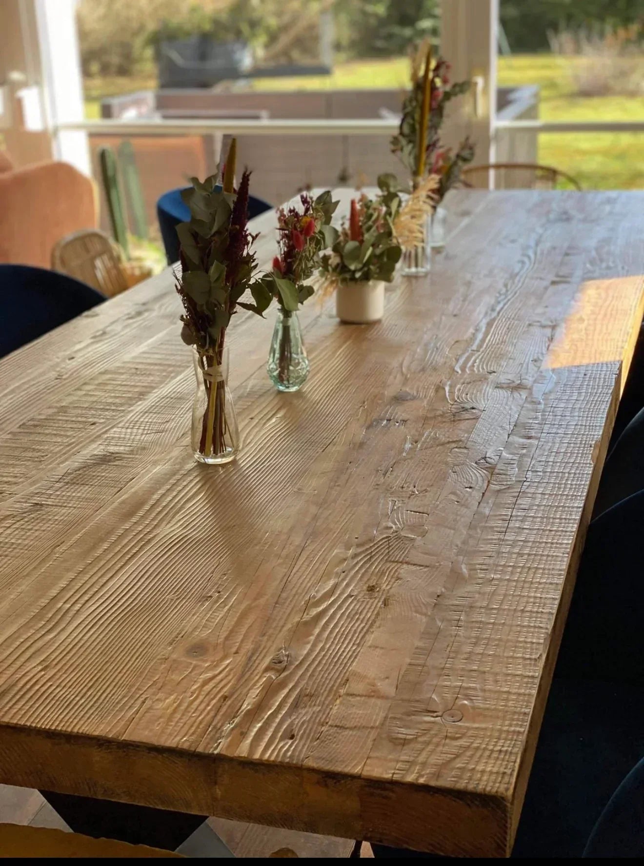 Table en Bois Massif avec Élégants Pieds en X RIETI - 300 x 110 cm - meuble-ebeniste.com devient meuble-ebeniste.fr