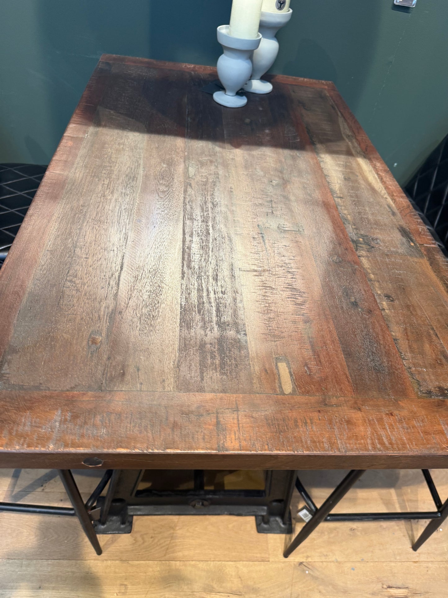 TABLE HAUTE DE BAR BISTROT EN BOIS DE MANGUIER ET FONTE - meuble-ebeniste.com devient meuble-ebeniste.fr