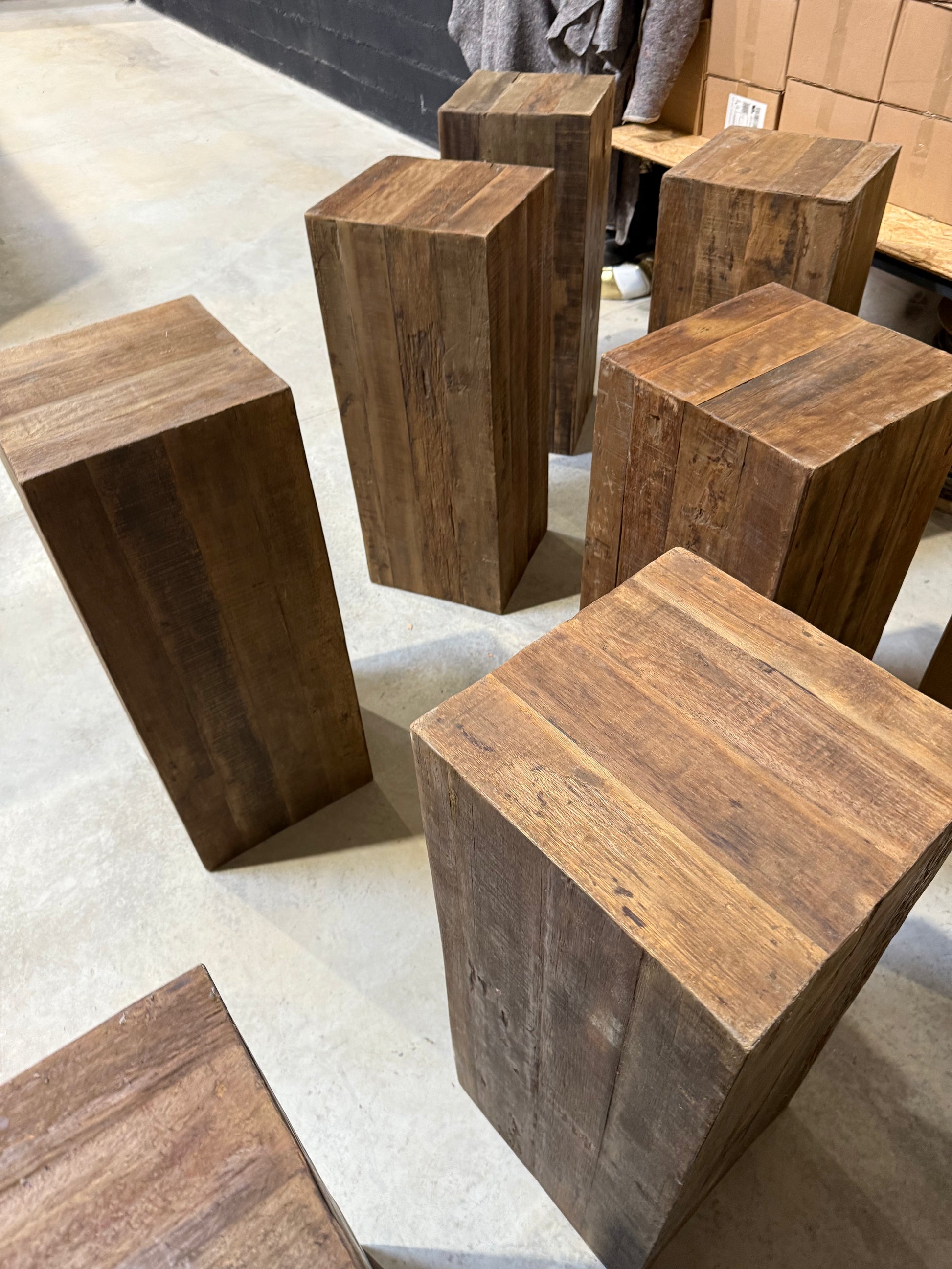 Colonne Décorative en Teck Massif | Meuble Ébéniste