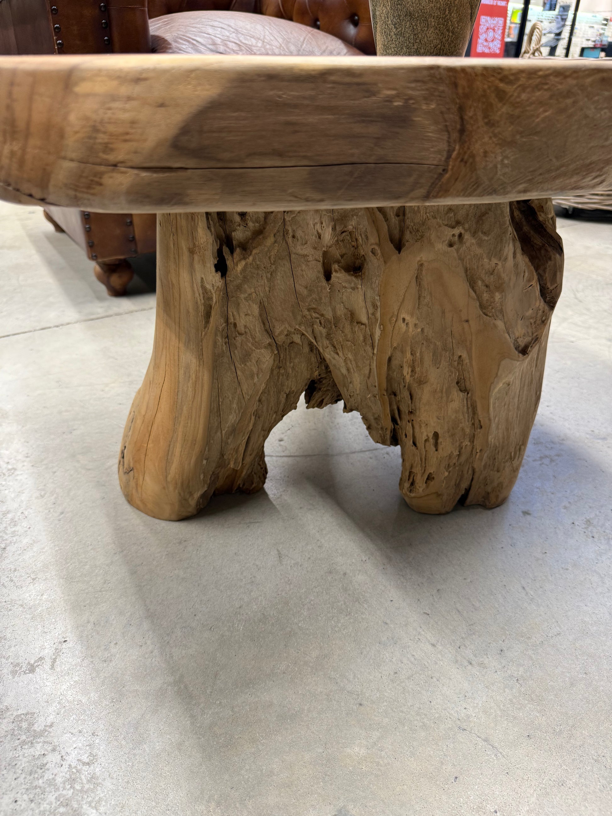 Table Basse en Souche de Bois Naturel | Meuble Ébéniste