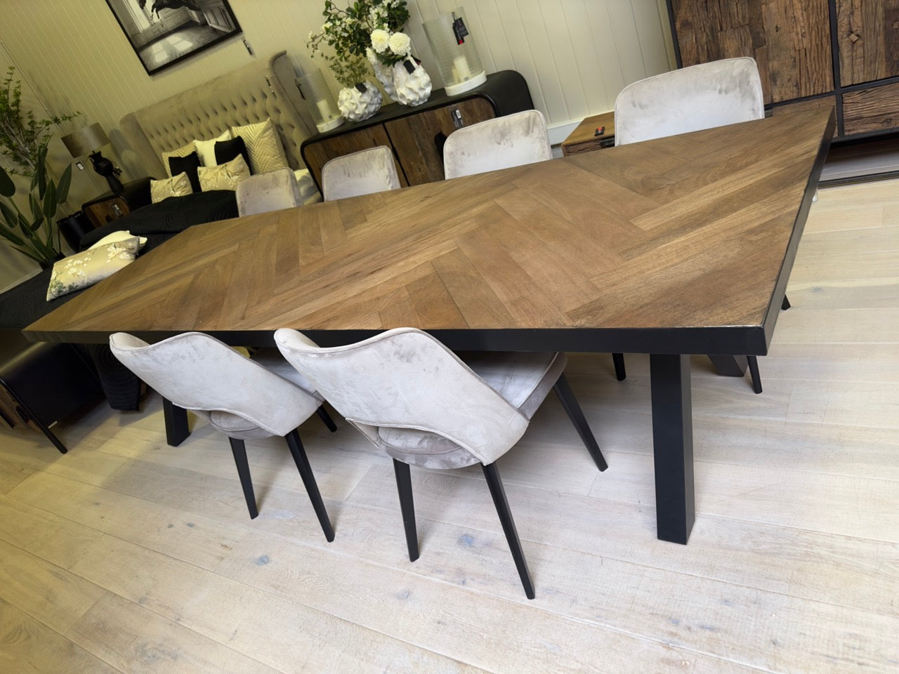 Table de Salle à Manger "BALZO" en Manguier Massif