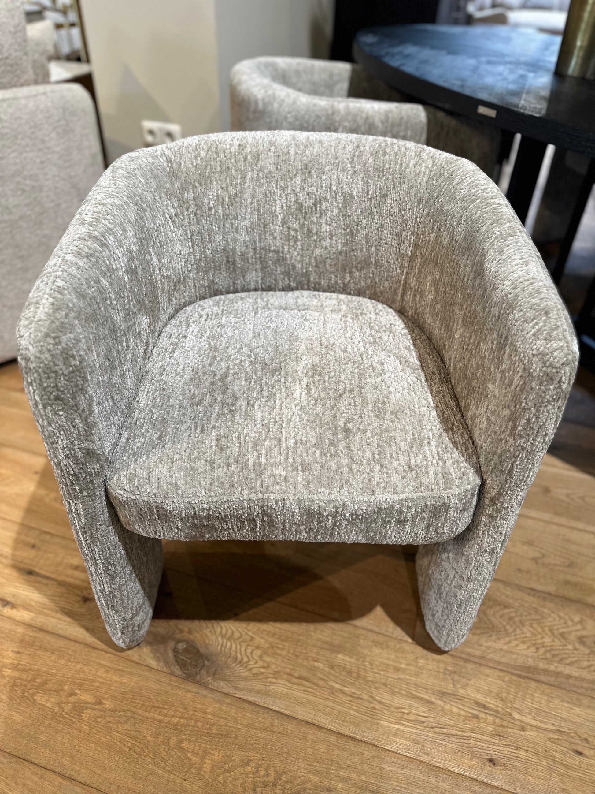 Fauteuil Design "ZIGGY" en Tissu Gris Clair