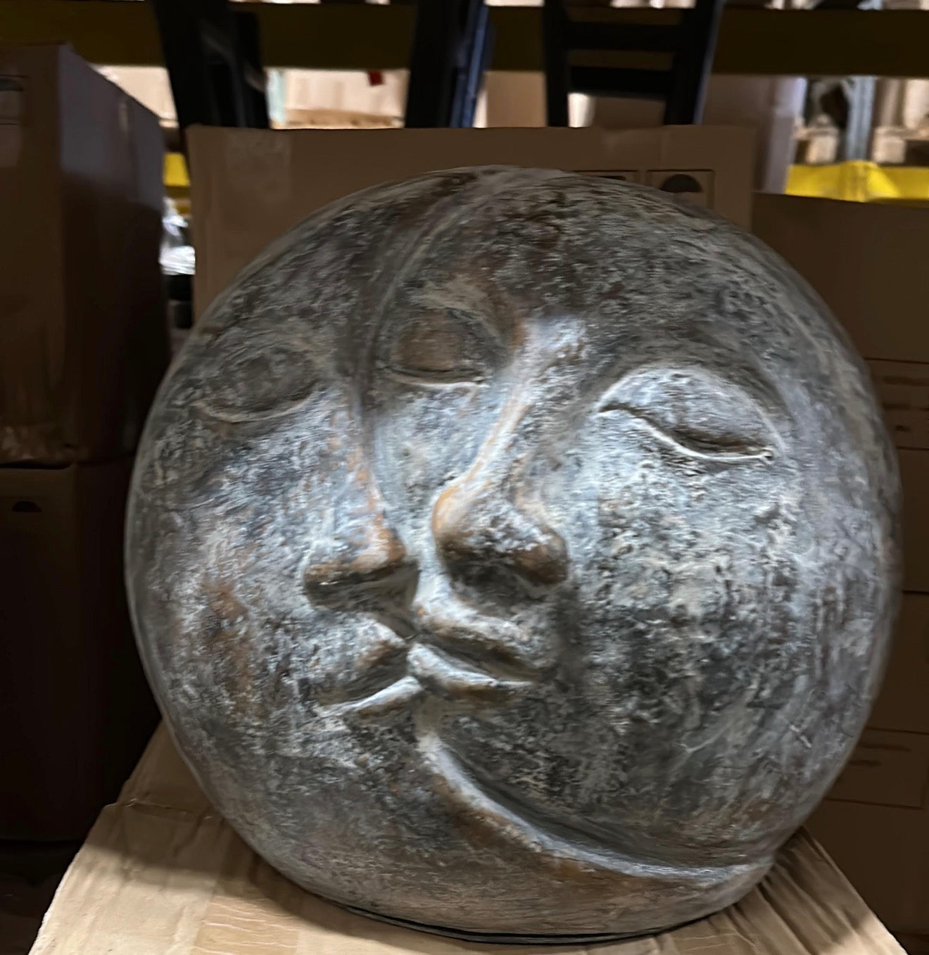Décoration Murale "Tête de Lune" en Béton