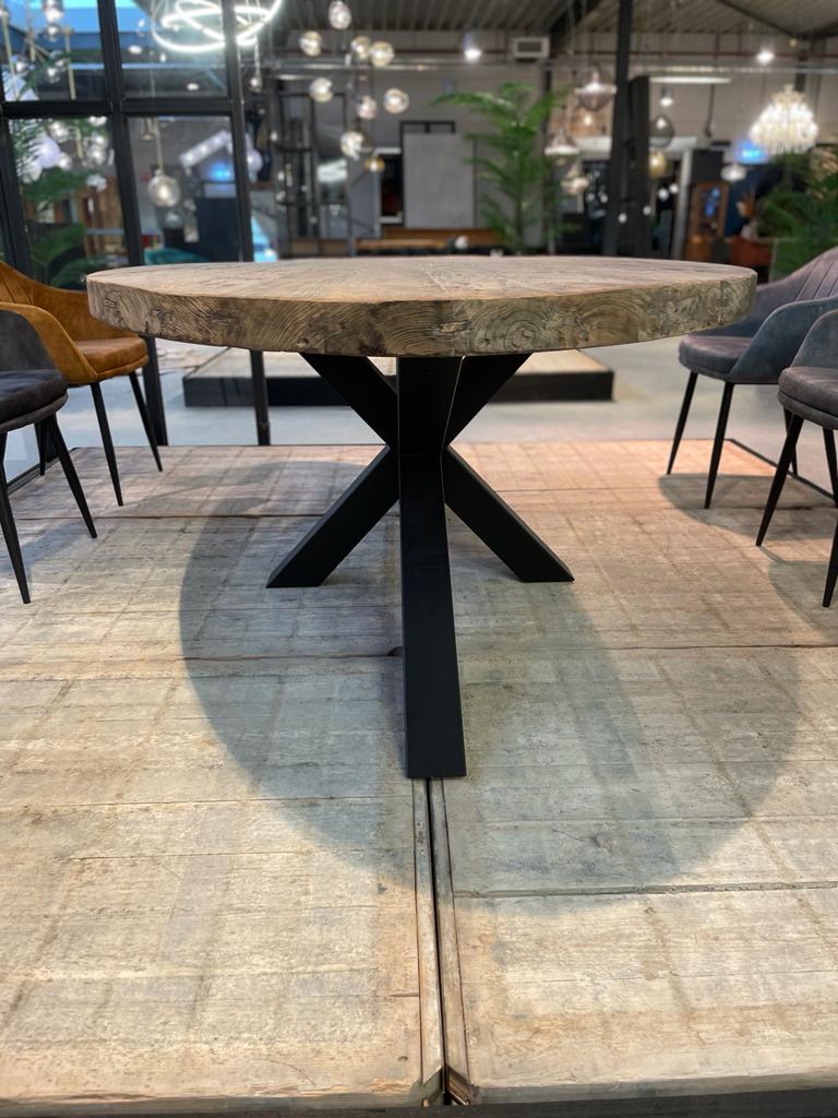 TABLE OVALE TECK MASSIF PIED METAL NOIR CENTRAL DIMENSIONS SUR MESURE - meuble-ebeniste.com devient meuble-ebeniste.fr