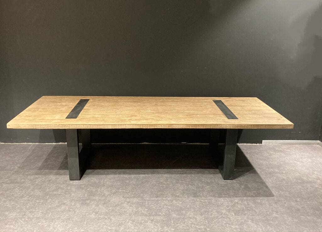 Table bois massif pieds U apparents - 240 X 100 CM