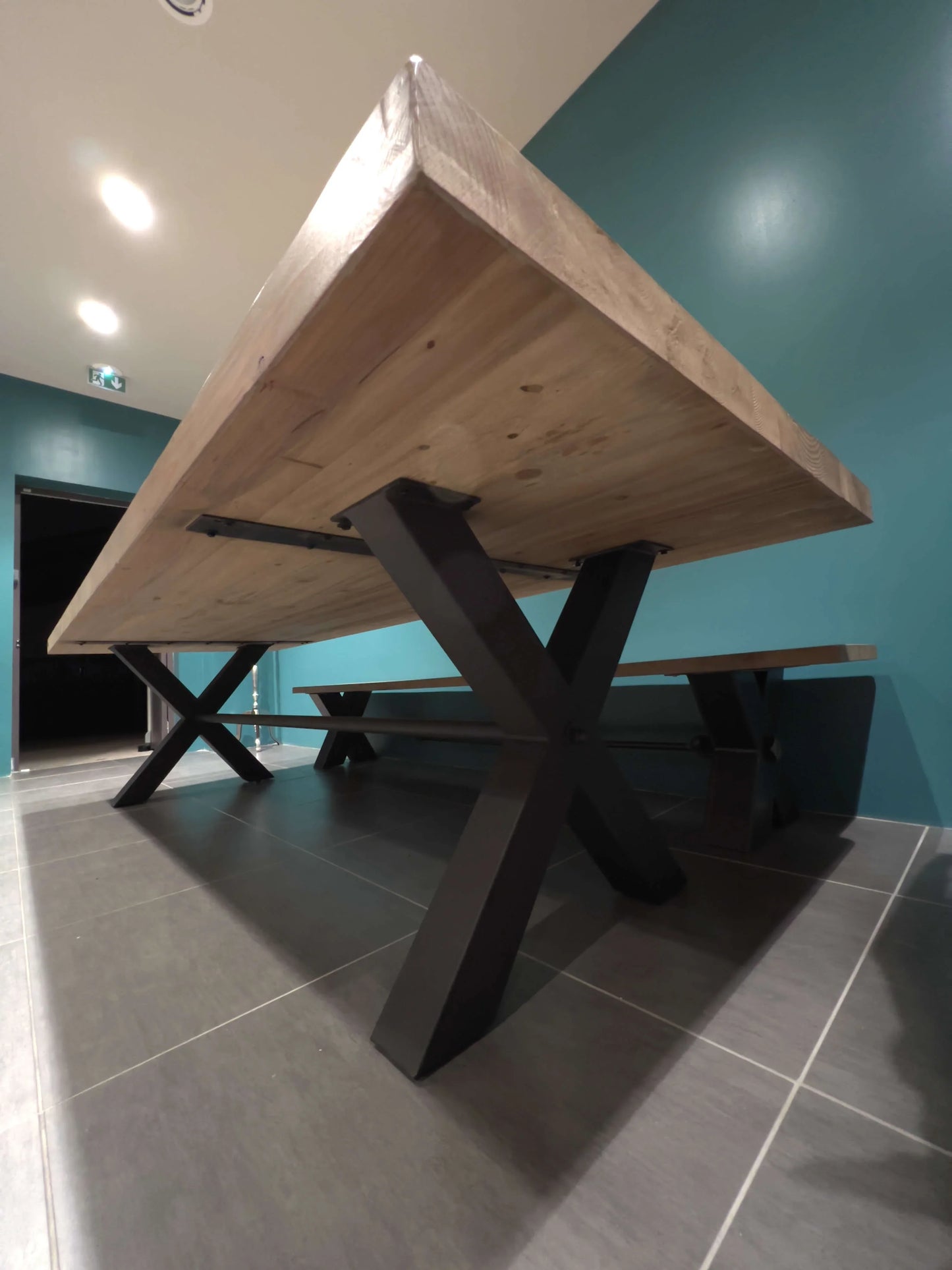 Grande Table en Bois Massif Pieds X "RIETI" (300cm) | Meuble Ébéniste