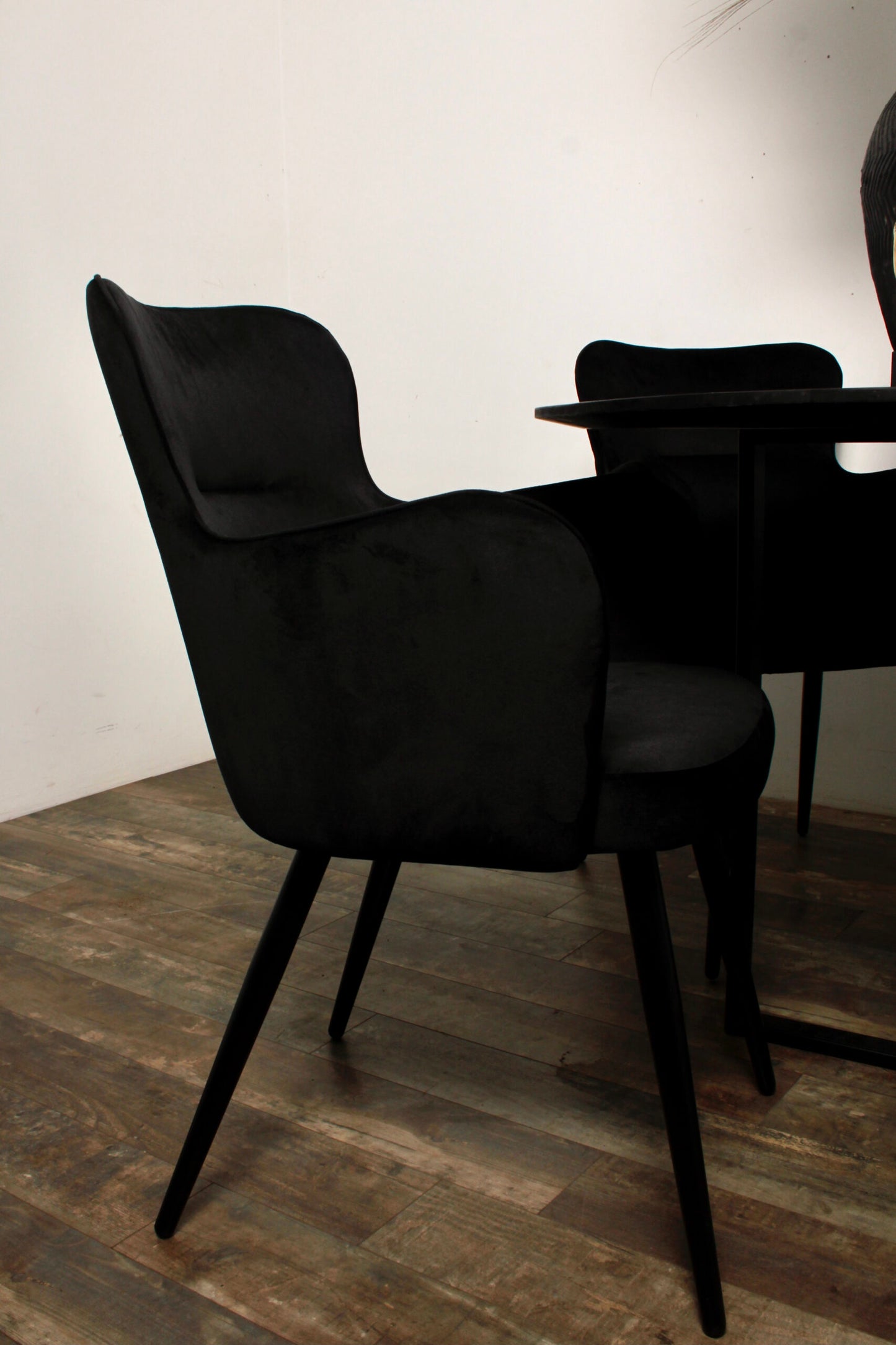 Chaise avec Accoudoirs en Tissu "AQUILA" | Meuble Ébéniste