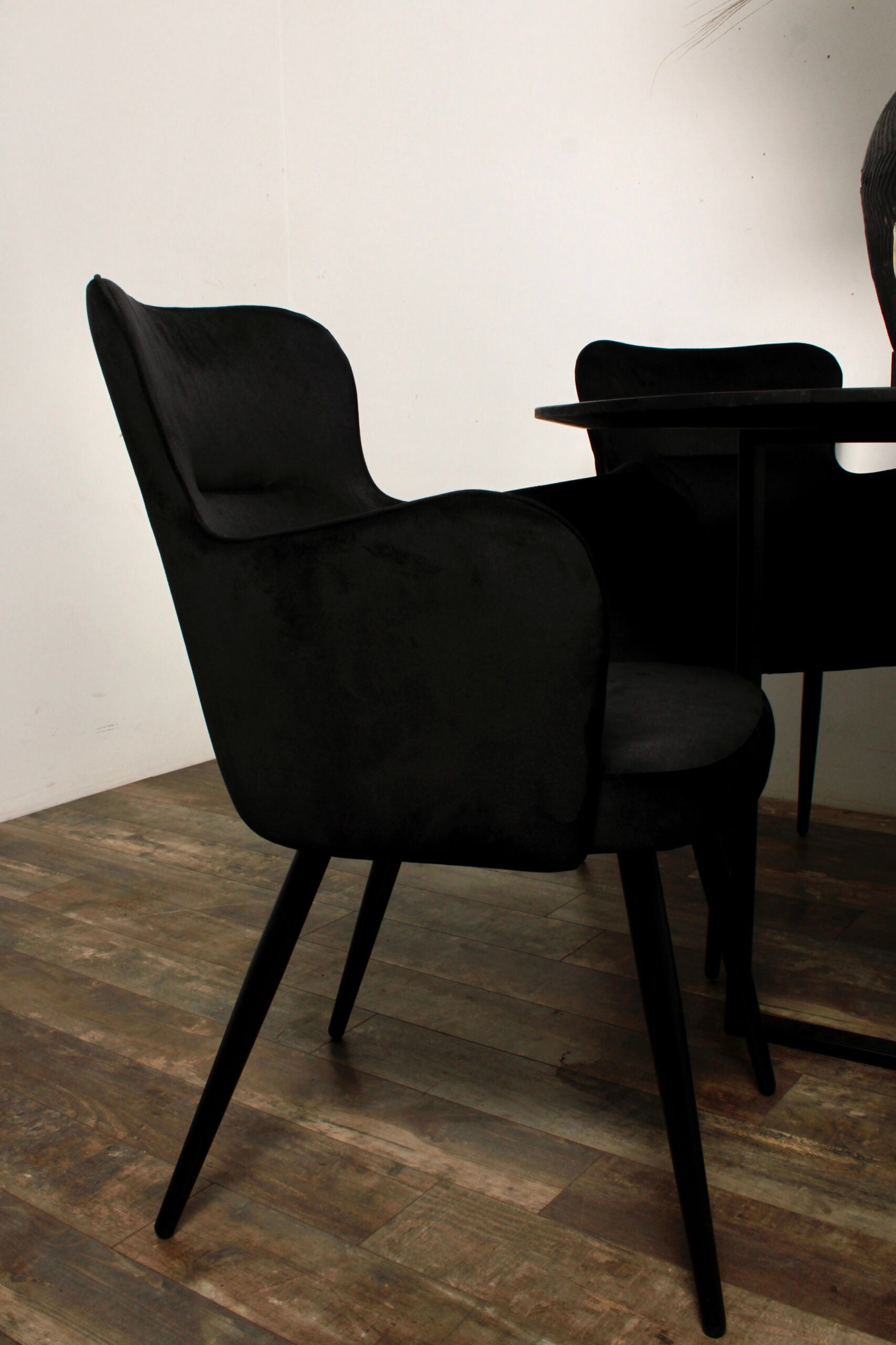 Chaise avec Accoudoirs en Tissu "AQUILA" | Meuble Ébéniste