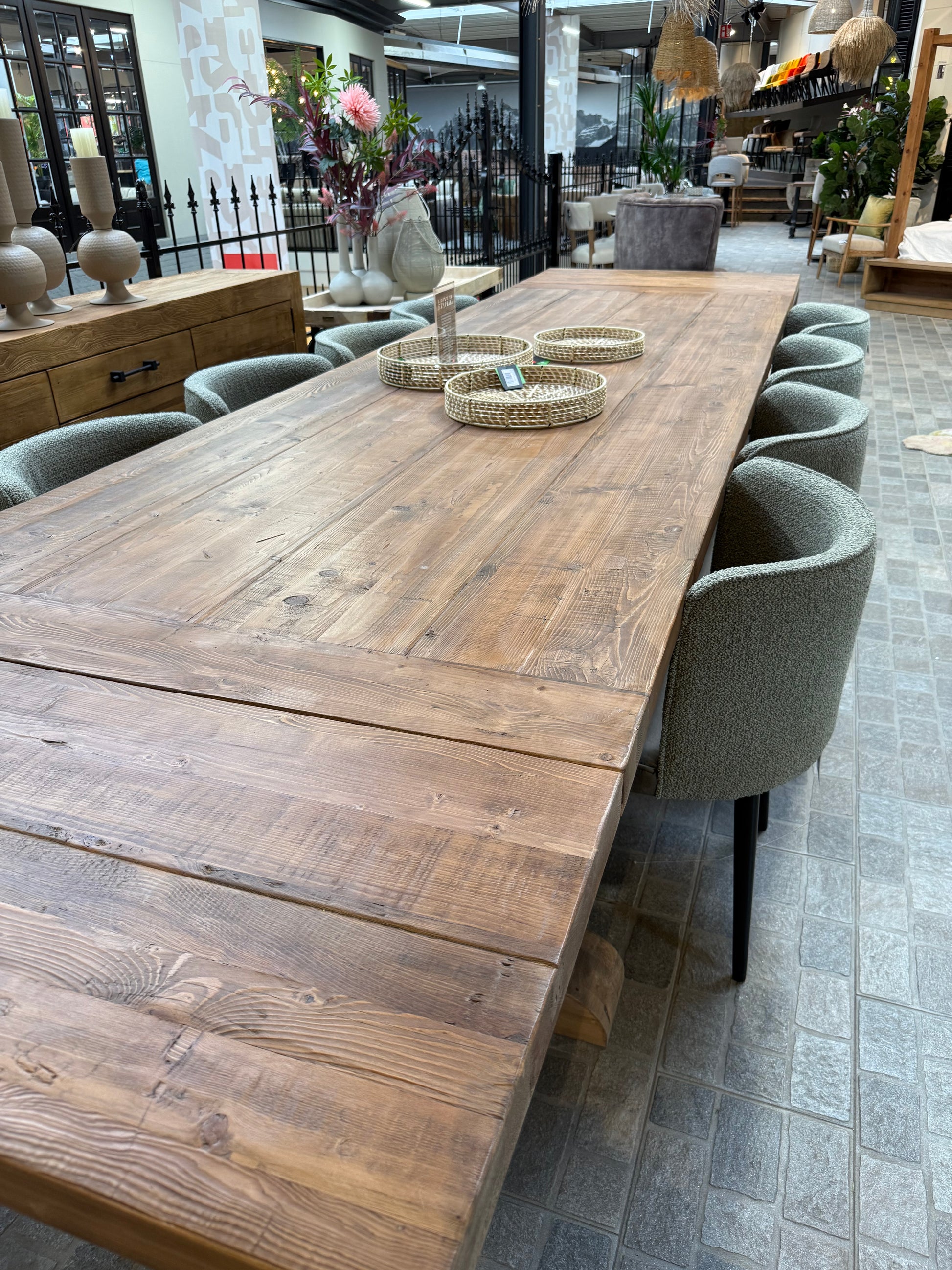 Table monarque royale en chêne massif - LANCELOT - meuble-ebeniste.com devient meuble-ebeniste.fr