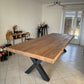 Table en Bois Massif avec Élégants Pieds en X RIETI - 300 x 110 cm