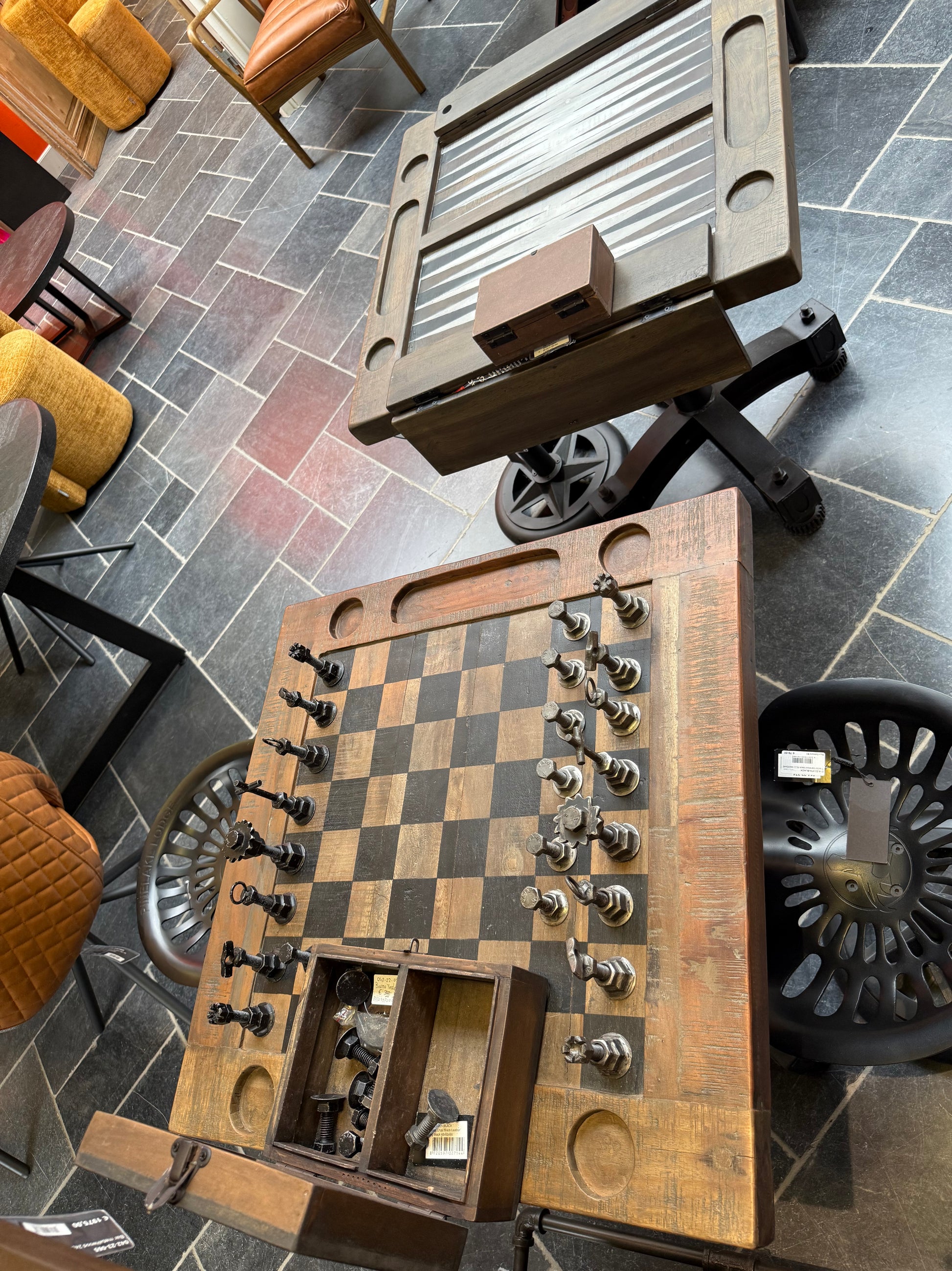 "Échiquier Impérial" Table d'Échecs Élégance - meuble-ebeniste.com devient meuble-ebeniste.fr