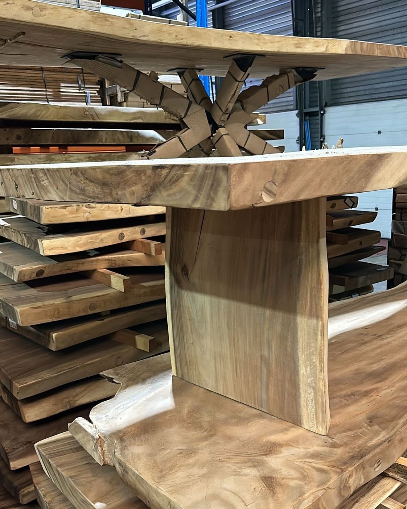 Table bois de suar massif tronc d'arbre naturel - DIMENSIONS SUR MESURE - meuble-ebeniste.com devient meuble-ebeniste.fr