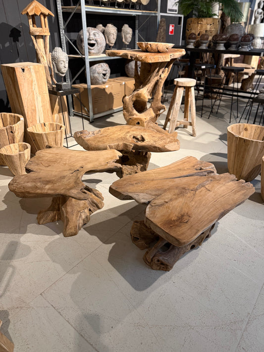 Table Basse en Souche de Bois Naturel | Meuble Ébéniste