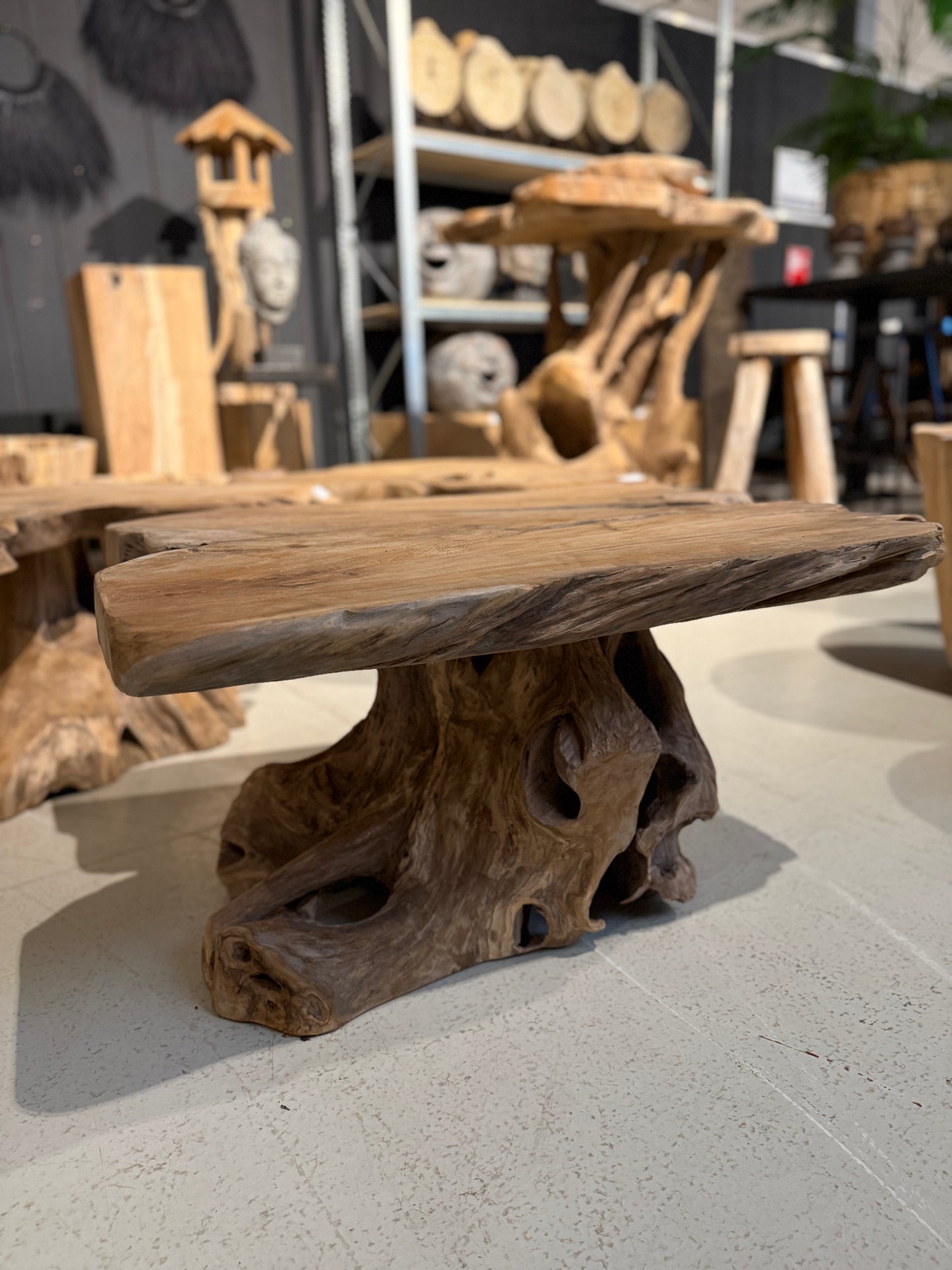 Table Basse en Souche de Bois Naturel | Meuble Ébéniste