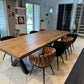 Table en Bois Massif avec Élégants Pieds en X RIETI - 300 x 110 cm