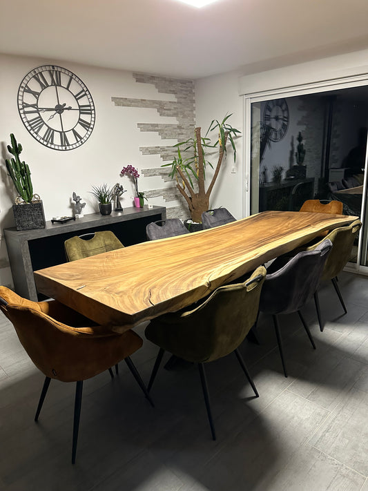 Table en Bois de Suar Massif sur Mesure | Meuble Ébéniste