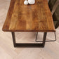 Table manguier massif bords naturel pieds métal noir mat U - CEFALÙ